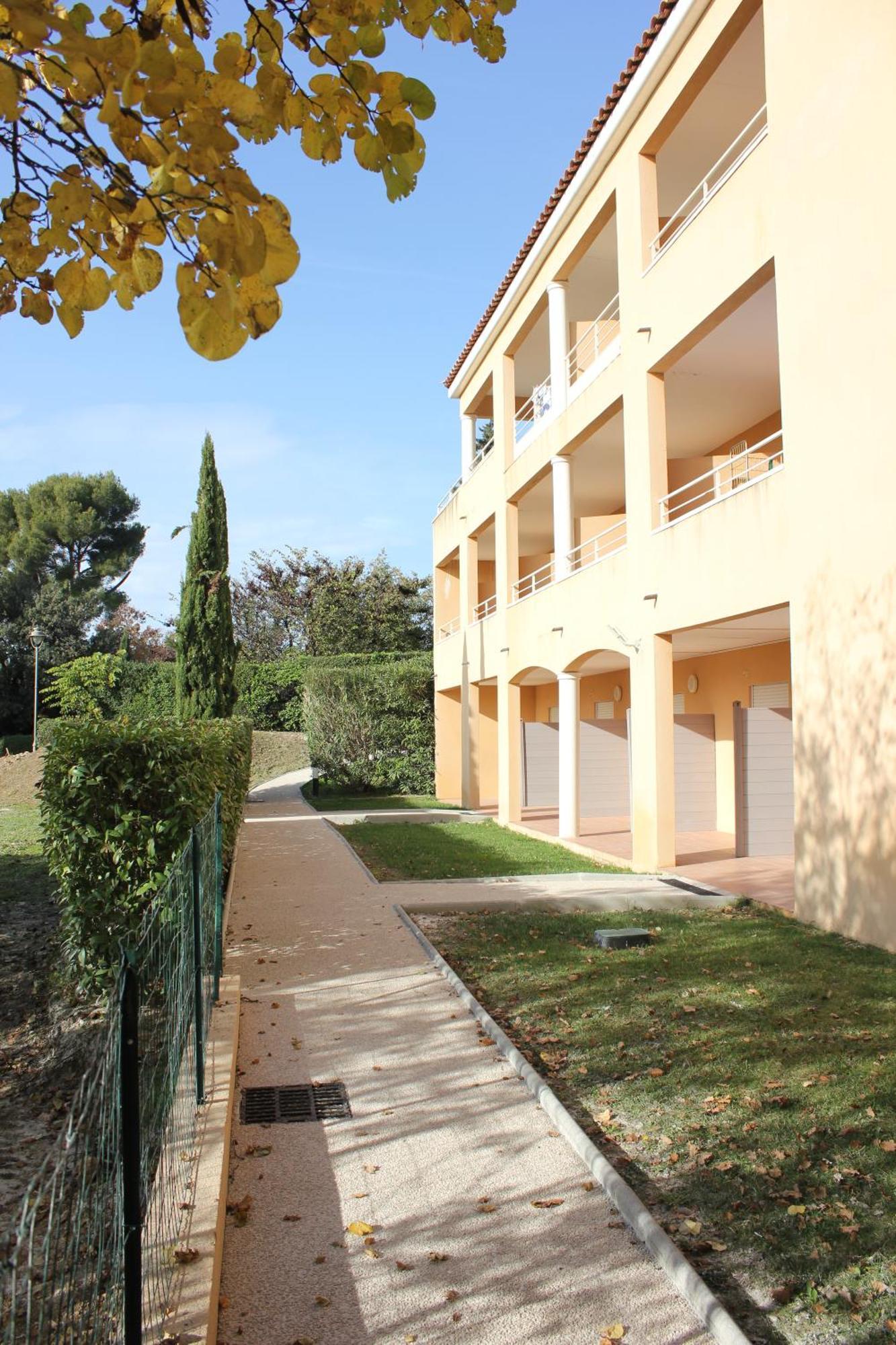 The Originals City, Hotel Cote Sud, Marseille Est Алош Экстерьер фото